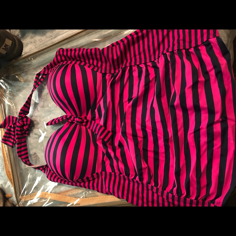 Merona tankini bathing suit top